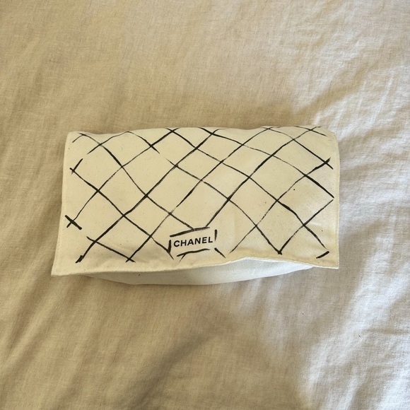 CHANEL Reissue 2.55 Flap Bag Tweed 226 - Picture 9 of 15